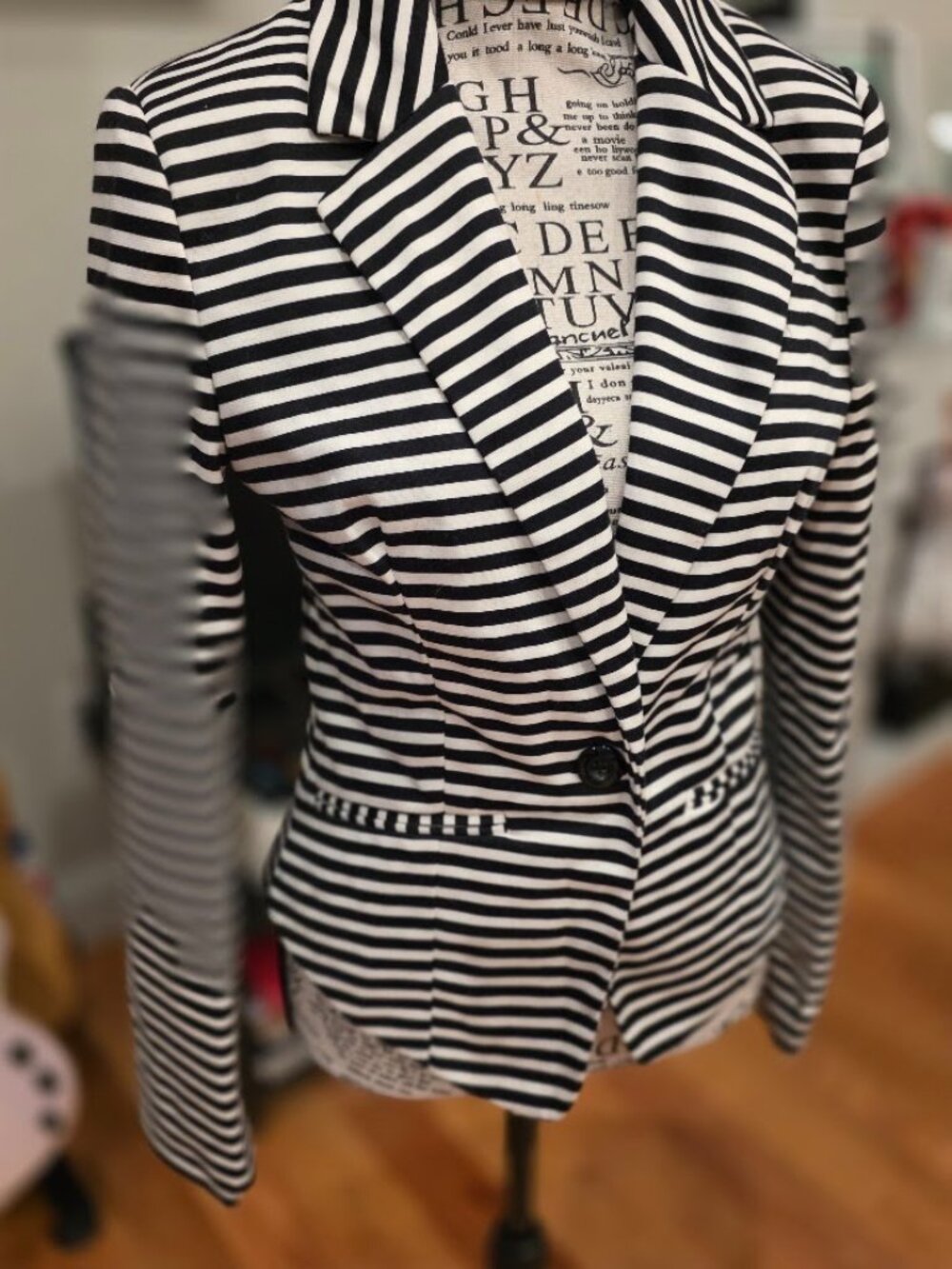 Forever 21 Black & White Striped Women's Blazer